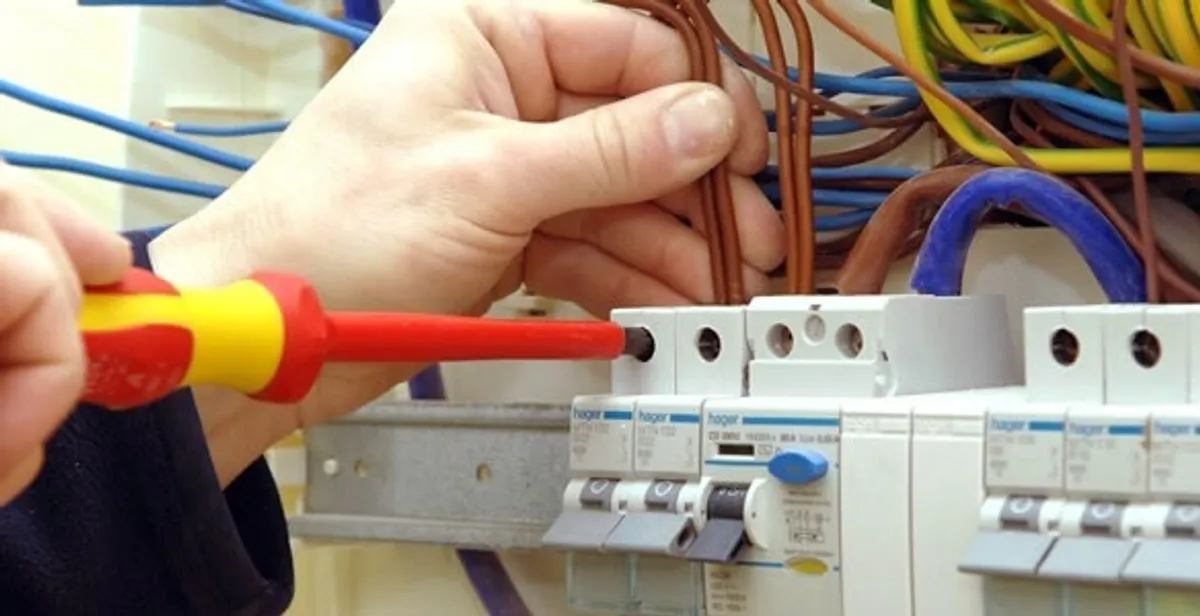 electrician services performing professional electrical panel wiring and connections in Pasadena, CA