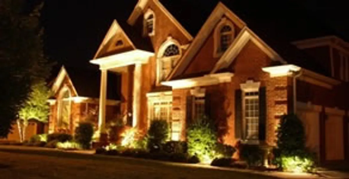 electrician services providing professional exterior electrical lighting in Pasadena, CA